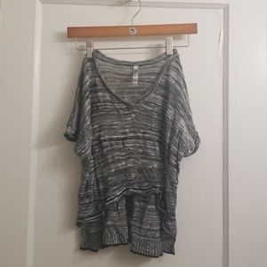 Black & White Loose Knit Crop Top